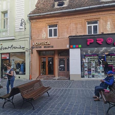 Central Petit Room Брашов Экстерьер фото
