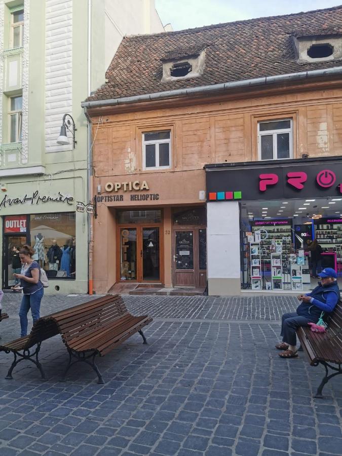 Central Petit Room Брашов Экстерьер фото
